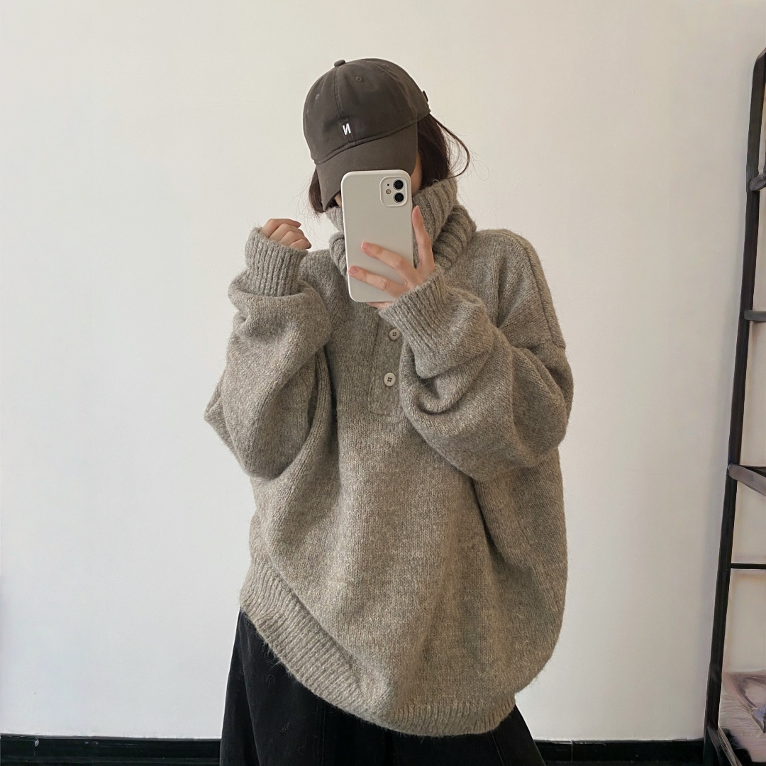 【トップス】ボタン装飾 ハイネック プルオーバ ニット セーター 【FCシリーズ】