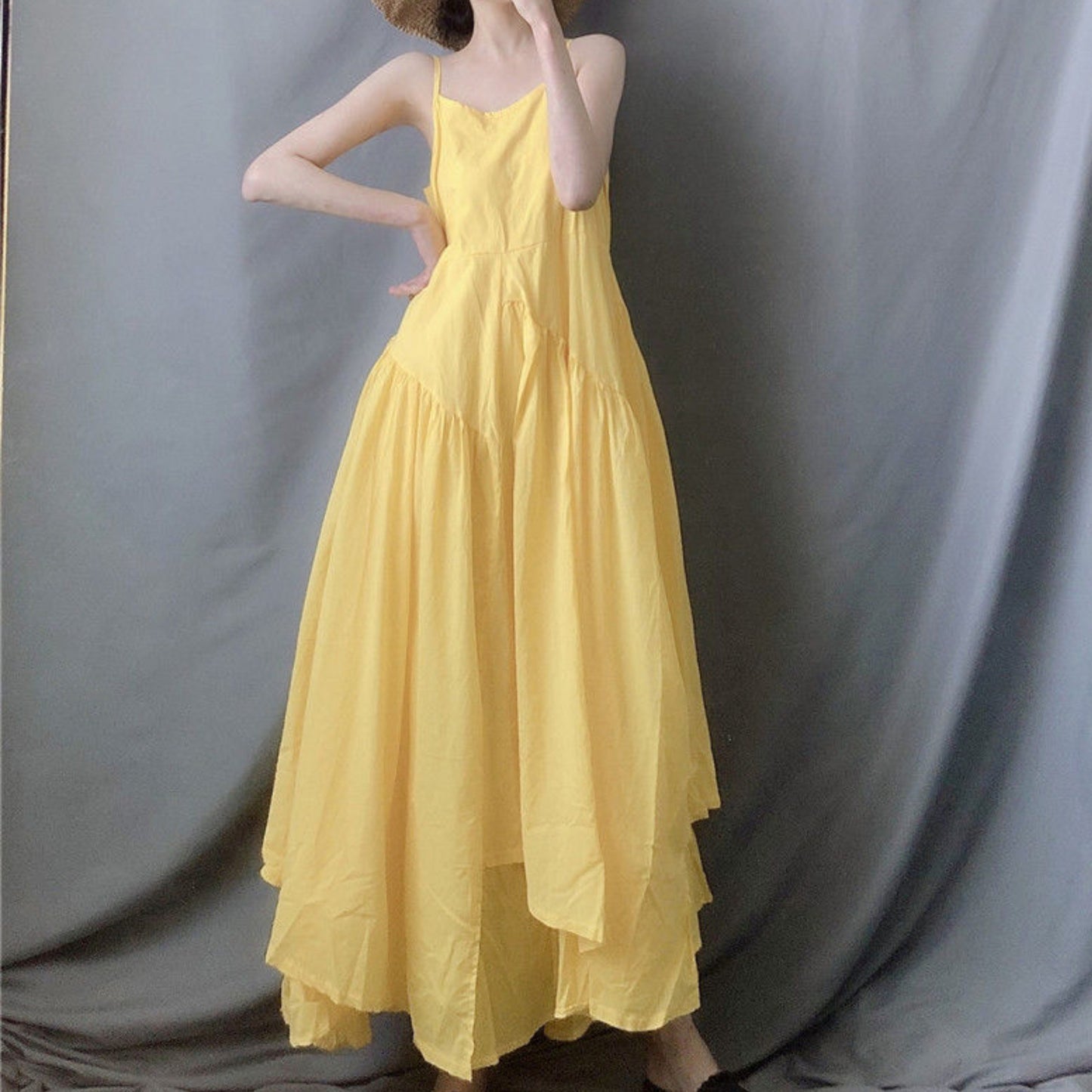 【ワンピース】夏新作 ナチュラル 不規則ヘム ホワイトノースリーブワンピース