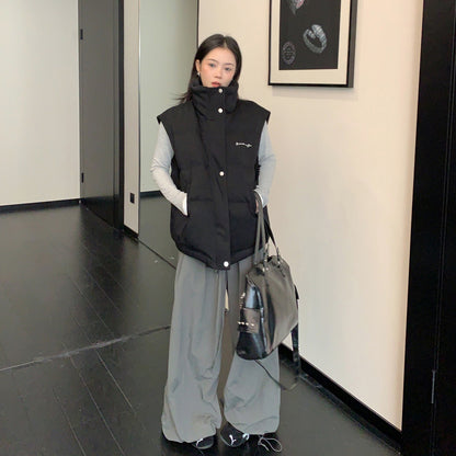 【トップス】ミニマルデザイン 刺繍中綿ベスト レディース 厚手で上品な雰囲気【FCシリーズ】