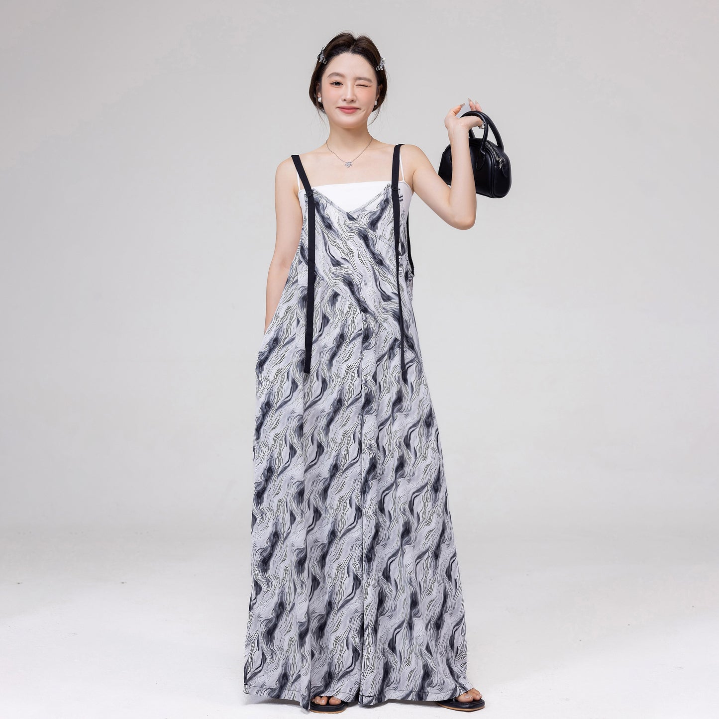 【ボトムス】ハイエンドレトロ感 水波模様グラデーションサロペット ゆったりVネック オールインワン 夏新作【SHシリーズ】