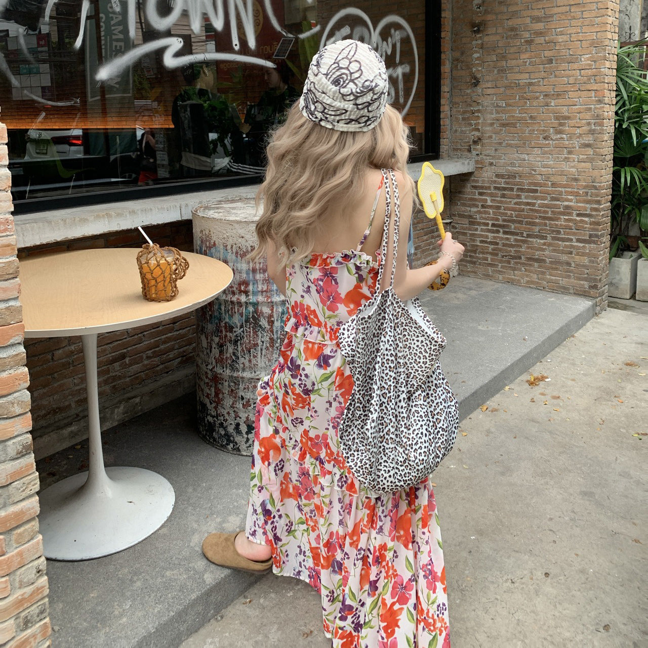 【ワンピース】夏 涼しげ 通気性 Vネック フリル付き 花柄 ノースリーブ キャミワンピース【SHシリーズ】