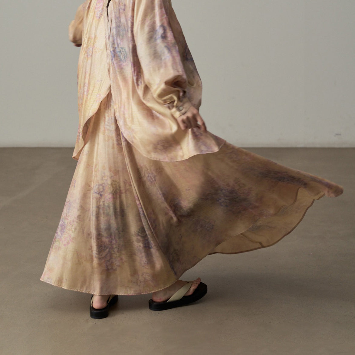 【単品注文】【セットアップ】新中華風 レトロ 薄手 UVカット プリント ゆったり 体型カバー 長袖シャツ＋フレアスカート【SHシリーズ】