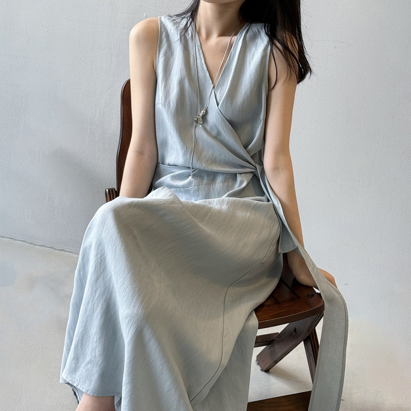 【ワンピース】夏新作 フレンチスタイル ノースリーブ Vネック 着痩せ効果 韓国風 ワンピース【JZシリーズ】