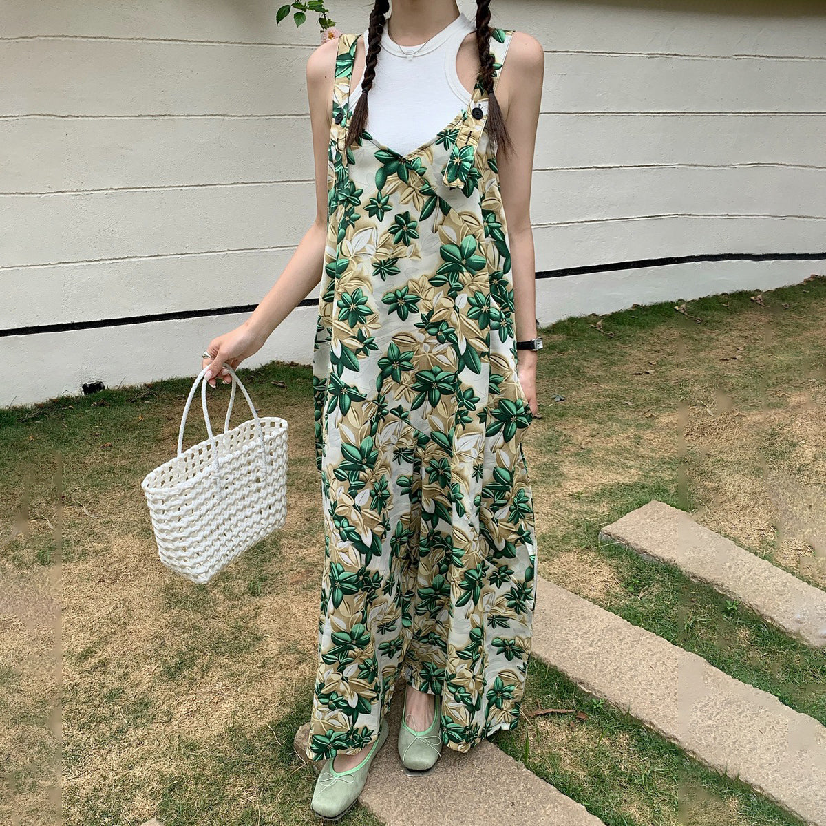 【ボトムス】フレンチリゾート風 夏 Vネック 清涼感 オールインワン【SHシリーズ】