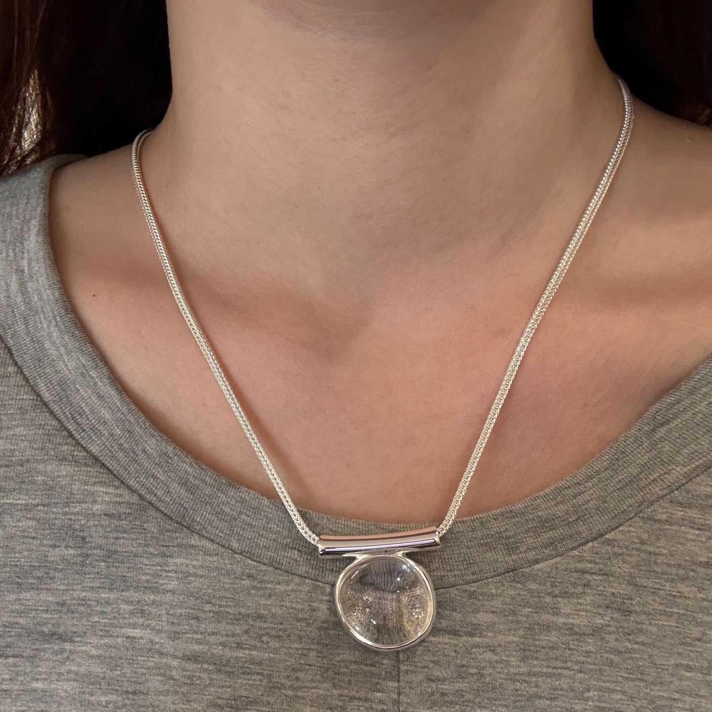 【🎁 B2G1｜先行スタート！】【グッズ】変形クリスタルペンダント 小粒ネックレス／デザインチョーカー