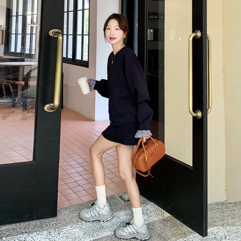 2点セット！【セットアップ】韓国風スポーティー セットアップ 切り替えスウェット ＋ミニスカート上下セット【JZシリーズ】