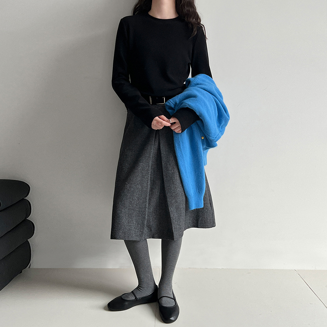 【トップス】綿ニット 丸首 インナーＴシャツ レディース 秋冬 タイトフィット【JZシリーズ】