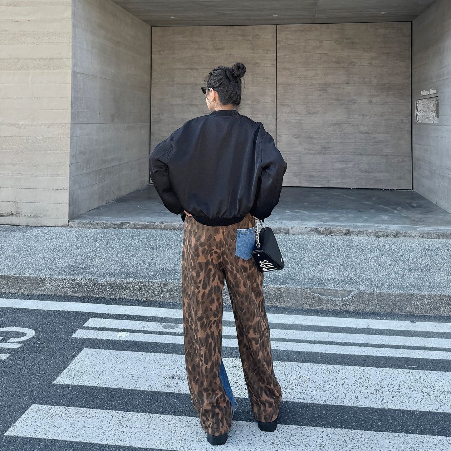 【24AW】【ボトムス】切り替え  ハイウエスト ヒョウ柄 ラシャ生地 ロング パンツ