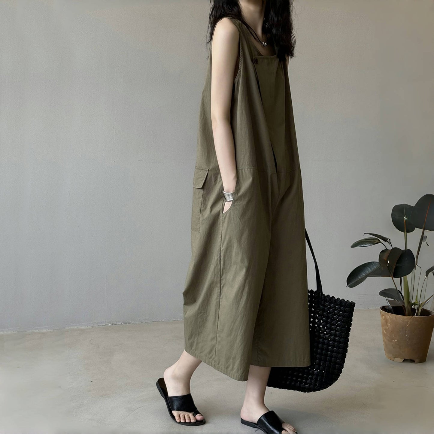 【来年夏再販】【ボトムス】夏 ノースリーブ ルーズ カーゴパンツ 【SNシリーズ】