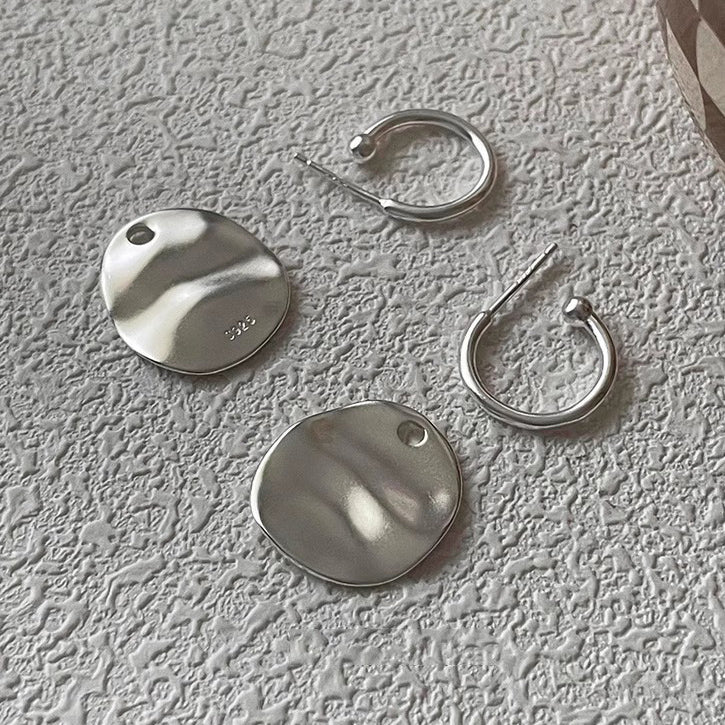 【🎁 B2G1｜先行スタート！】【グッズ】韓国風 デザイン感 プリーツ風 シンプルお洒落  ピアス