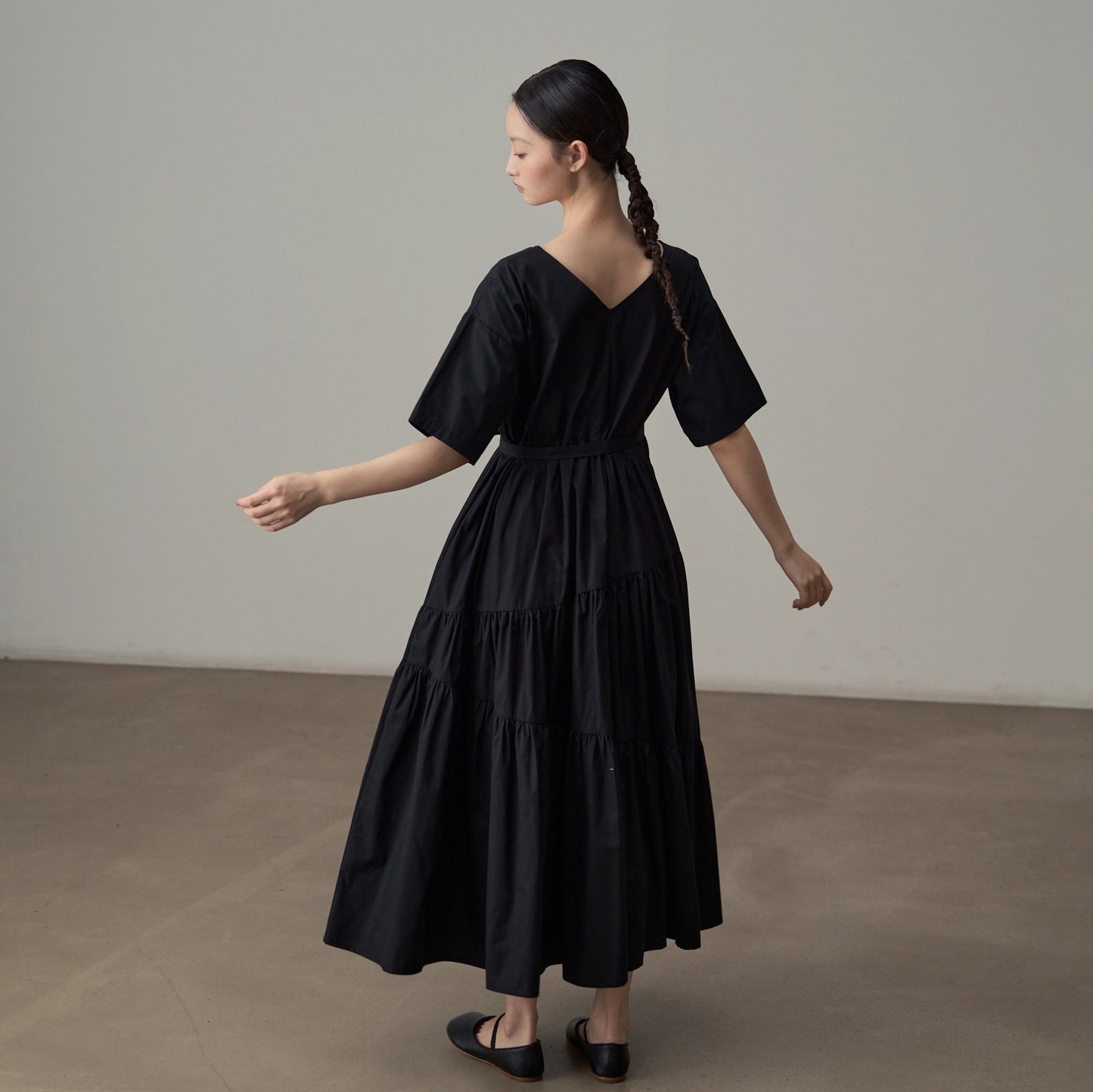 【ワンピース】新作 フランス風 リゾートスタイル Vネック ゆるシルエット 半袖ワンピース【JZシリーズ】