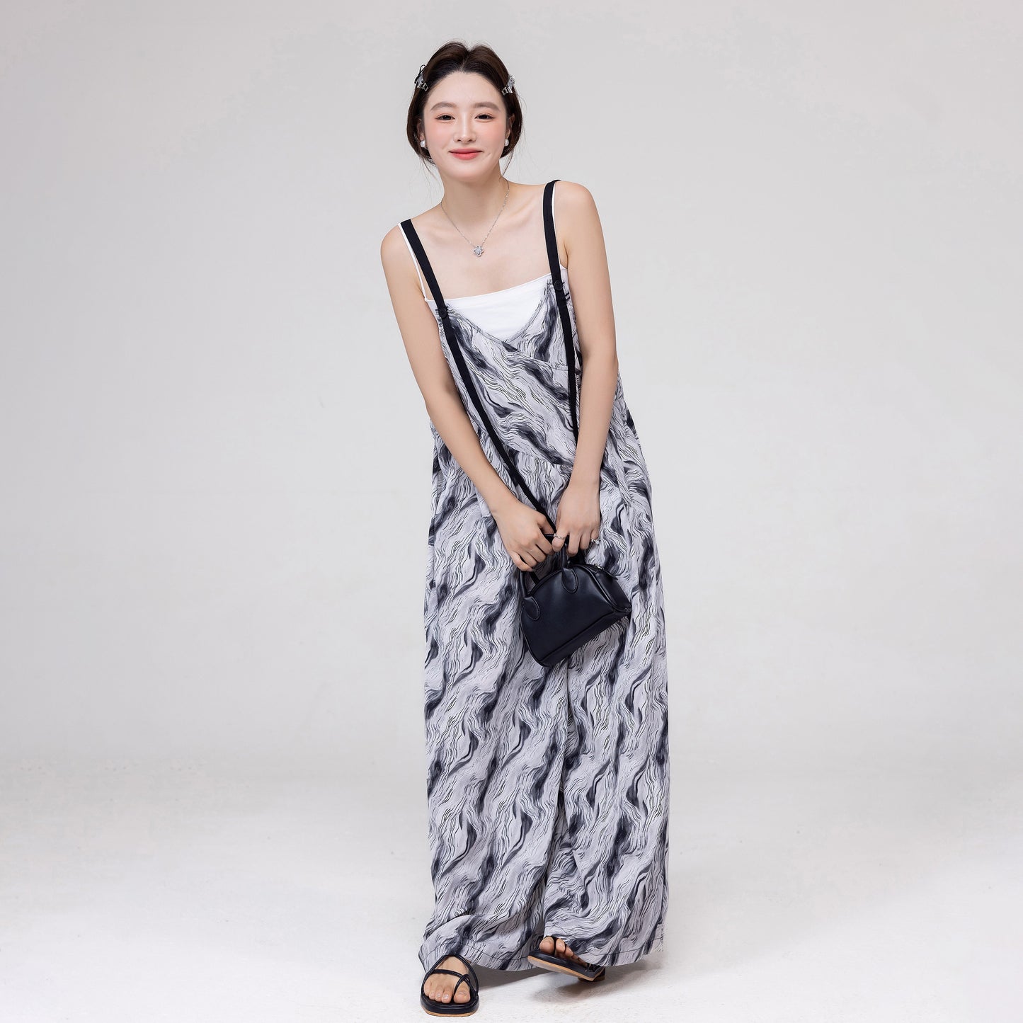 【ボトムス】ハイエンドレトロ感 水波模様グラデーションサロペット ゆったりVネック オールインワン 夏新作【SHシリーズ】