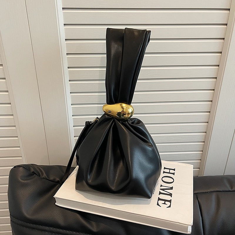 【バッグ】🌙個性的でレア！小さめヴィンテージ風バケツバッグ レディース 秋冬 新作 高級感ハンドバッグ