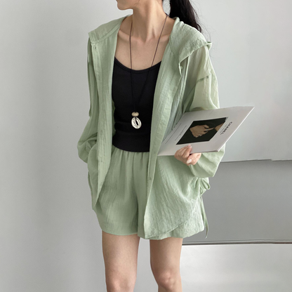 2点セット！【セットアップ】ラッシュガード セットアップ レディース フード付き ジップアップ ショートパンツ UVカット 軽量 上下セット【JZシリーズ】