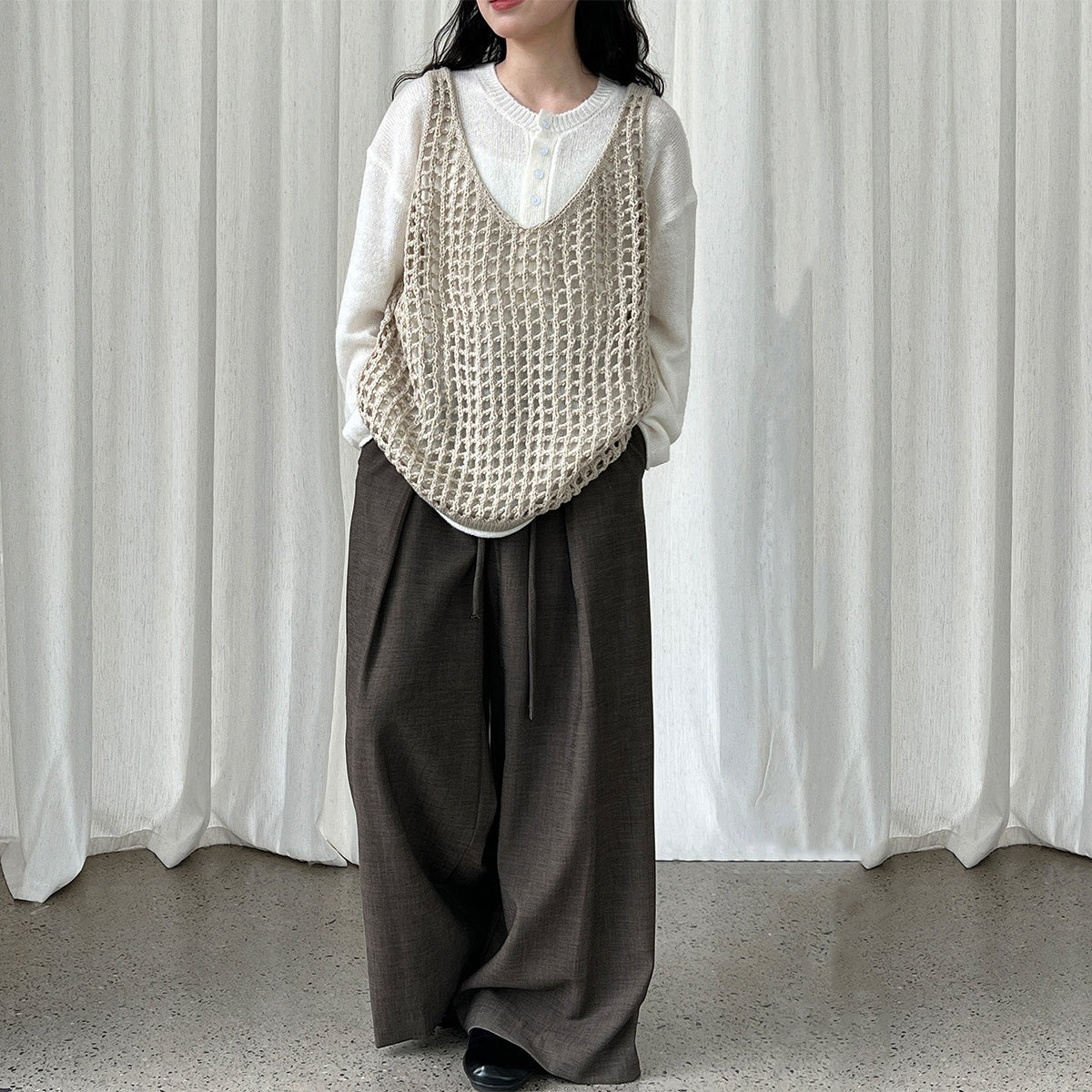 【トップス】ウール混 透かし編み ニットベスト｜Vネック×レイヤードに最適な秋トップス【JZシリーズ】