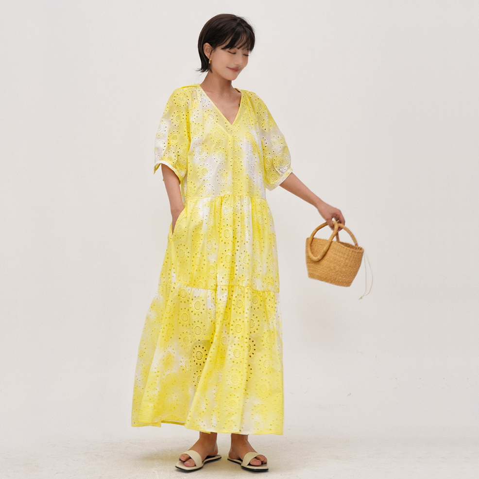 【ワンピース】【15～18日内発送】夏 Vネック 刺繍 透かし彫り 半袖 ワンピース 【JZシリーズ】