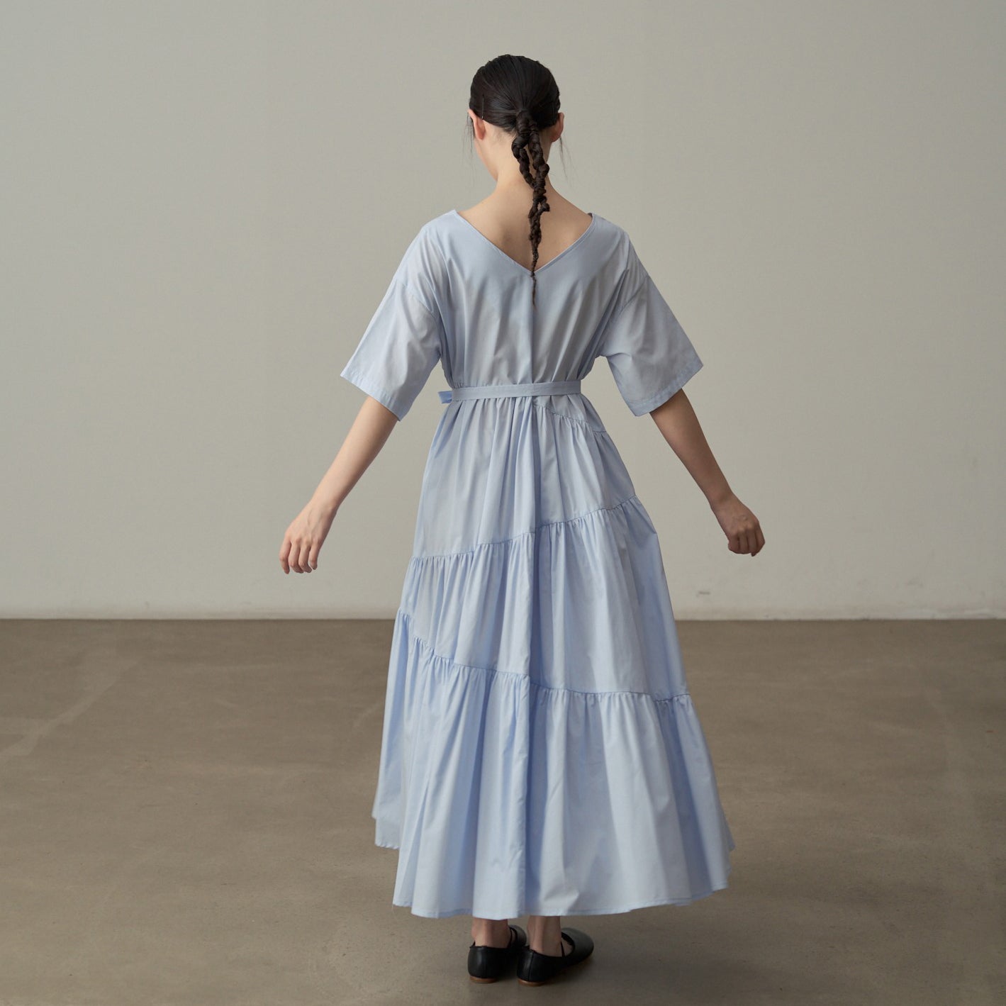 【ワンピース】新作 フランス風 リゾートスタイル Vネック ゆるシルエット 半袖ワンピース【JZシリーズ】