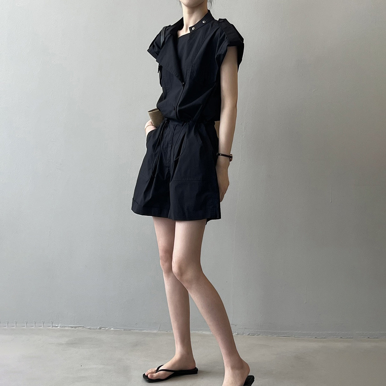 【ボトムス】ハイウエスト 夏 ワーク風 オールインワン  スタンドカラー フリルスリーブ シャツ風 ショート丈ジャンプスーツ【JZシリーズ】