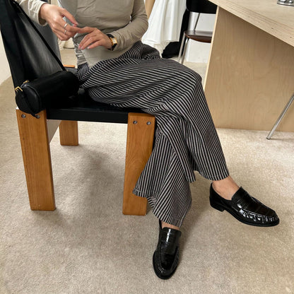 【シューズ】ヴィンテージ 太ヒール プリーツ ワンストラップ ローファー パンプス