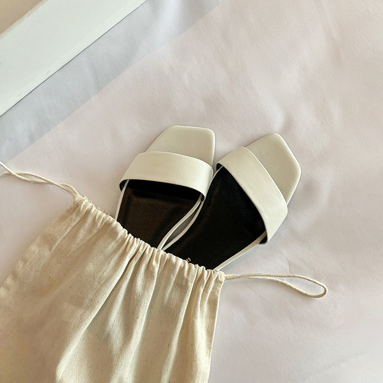 【シューズ】上品見え スクエアトゥ フラットミニマルストラップサンダル レディース 夏用 外履き