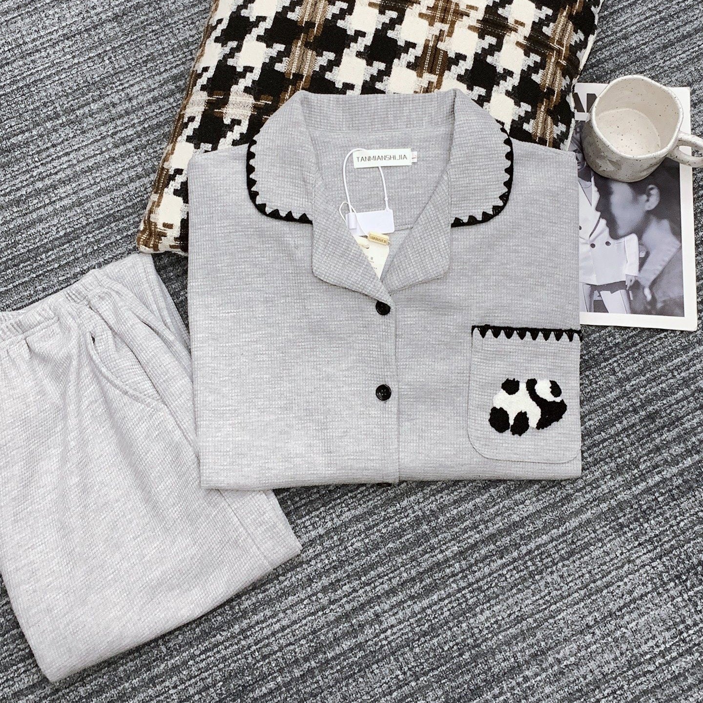 【インナー】ワッフルチェック パンダ コットン素材 長袖長ズボン ルームウェア レディース/メンズ ペア対応 春