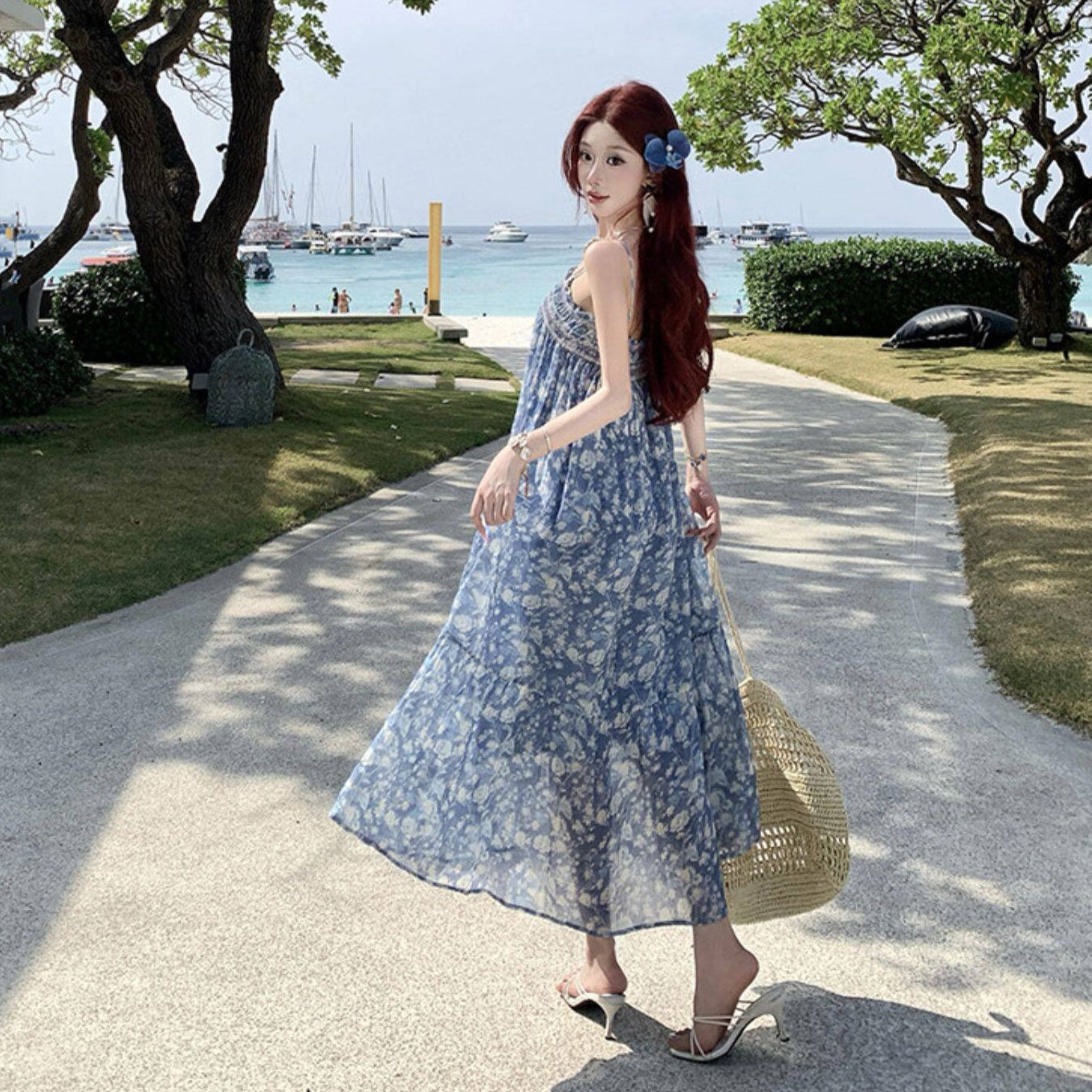 【ワンピース】バリ風 沖縄旅行 リゾートワンピース レディース 夏 ブルー 花柄 シフォン ノースリーブ ロングワンピース フレア【SHシリーズ】