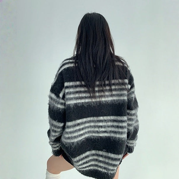 【トップス】クルーネック ボーダー リラックス感  ボタン付き セーター 【FCシリーズ】