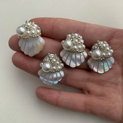 【グッズ】【🌊マーメイドパーティー】天然シェル ハンドメイドビーズ 個性的なギフト 軽奢ヴィンテージ風 ピアス / イヤリング 【JZシリーズ】