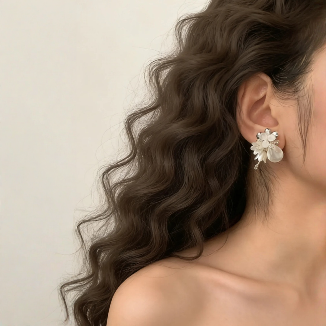 【グッズ】【🐠海底パーク】天然シェル ハンドメイドビーズ 個性的なギフト イヤリング / ピアス 【JZシリーズ】