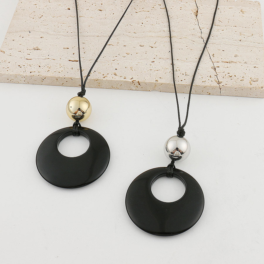【🎁 B2G1｜先行スタート！】【グッズ】小众スタイル 黒曜石サークルチャーム ロングペンダントネックレス