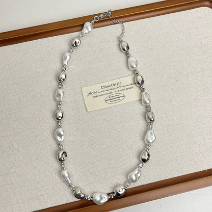 【🎁 B2G1｜先行スタート！】【グッズ】复古不規則バロックパールネックレス レディース 高級感 シンプル 気質 チョーカー トレンド