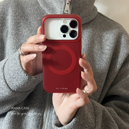 【グッズ】高級感 マット仕上げ マグネット式 iPhone17 Pro Max対応 iPhone17 / 16 Pro / 15 Pro / 14対応 全面保護 耐衝撃 ケース 新作