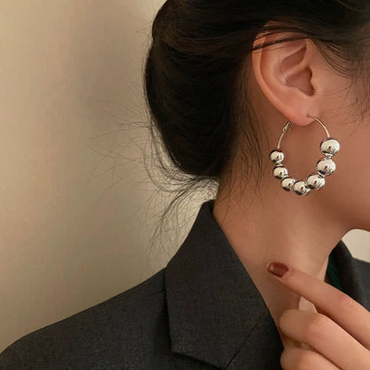 【グッズ】ボールフープピアス レディース 大ぶり ミニマルデザイン 上品アクセサリー