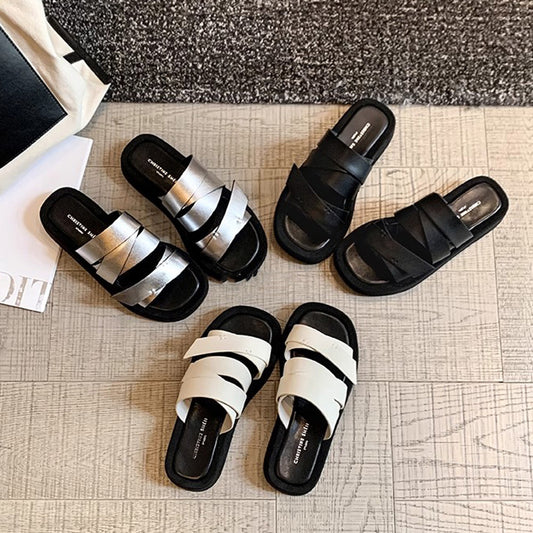 【シューズ】夏の新作クールサンダル 四角いトゥ 厚底ビーチリゾート休暇サンダル