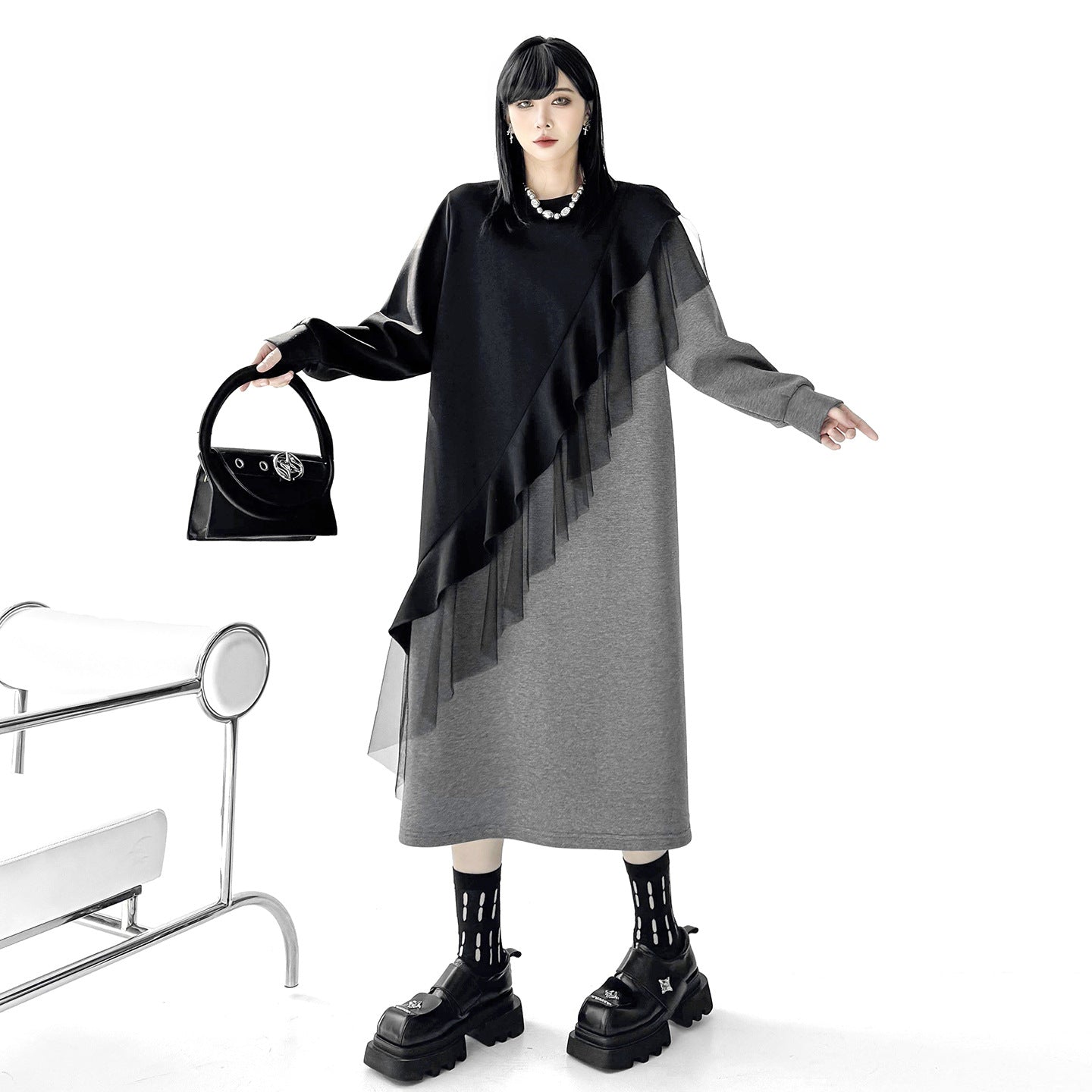 【ワンピース】ロングワンピース 切替デザイン レーストリム ラウンドネック 長袖 レディース【AHシリーズ】