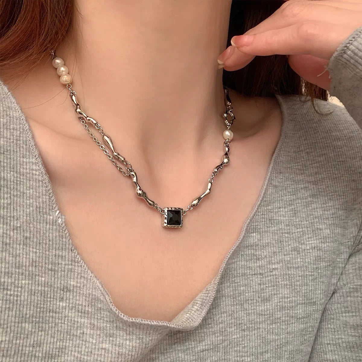 【グッズ】バロック風パールジルコニアネックレス レディース 不規則デザイン 高級感 夏アクセサリー