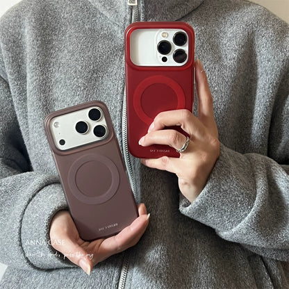 【グッズ】高級感 マット仕上げ マグネット式 iPhone17 Pro Max対応 iPhone17 / 16 Pro / 15 Pro / 14対応 全面保護 耐衝撃 ケース 新作