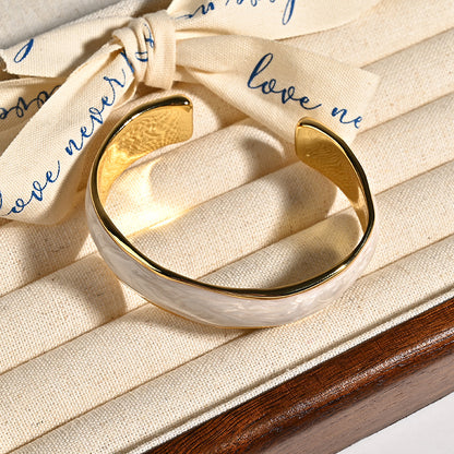 【🎁 B2G1｜先行スタート！】【グッズ】レトロ感 個性派 シンプル気質 調節可能オープンバングル レディースブレスレット