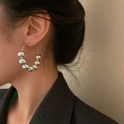 【グッズ】ボールフープピアス レディース 大ぶり ミニマルデザイン 上品アクセサリー