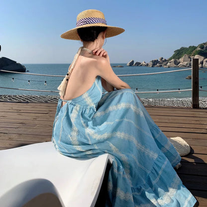【ワンピース】リゾート風 ライトブルー 刺繍ワンピース レディース 夏 ホルターネック ノースリーブ ロング丈 バックオープン 大人上品【SHシリーズ】