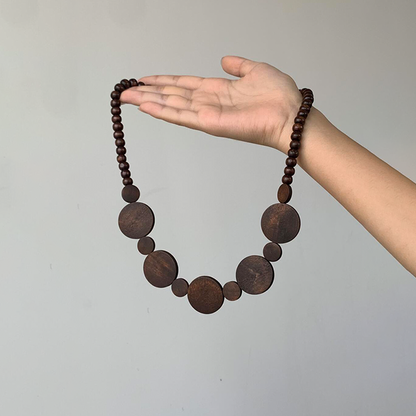 【🎁 B2G1｜先行スタート！】【グッズ】中華風ヴィンテージ木製ネックレス＆バングルセット｜ダークブラウン｜秋冬コーデに映える上品ミニマルアクセ