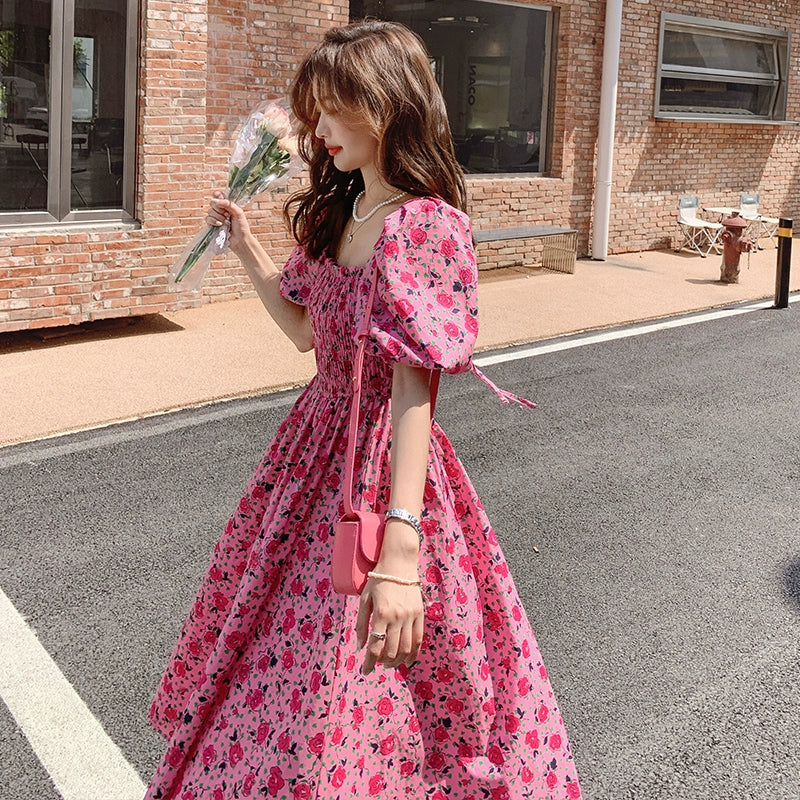 【ワンピース】夏 フレンチエレガンス ゆったりスクエアネック パフスリーブ シェイプアップ 半袖フラワープリントワンピース【SHシリーズ】