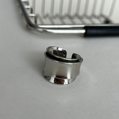 【🎁 B2G1｜先行スタート！】【グッズ】メラード風 エナメル釉仕上げ ダブルオープン 二重デザイン感リング