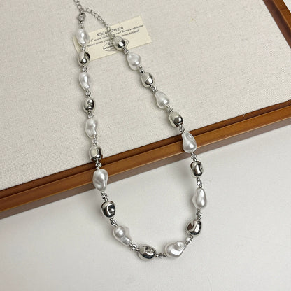 【🎁 B2G1｜先行スタート！】【グッズ】复古不規則バロックパールネックレス レディース 高級感 シンプル 気質 チョーカー トレンド