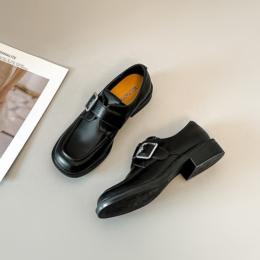 【シューズ】スクエアトゥ ベルトバックル 新作 太ヒール 学院風 ローファー ラクラク着用 シューズ お靴  パンプス