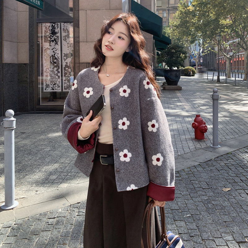 【アウター】小柄向け 若見え フラワー装飾 ウールコート 2025秋冬 シンプル カジュアル ラウンドネック レディース【SHシリーズ】