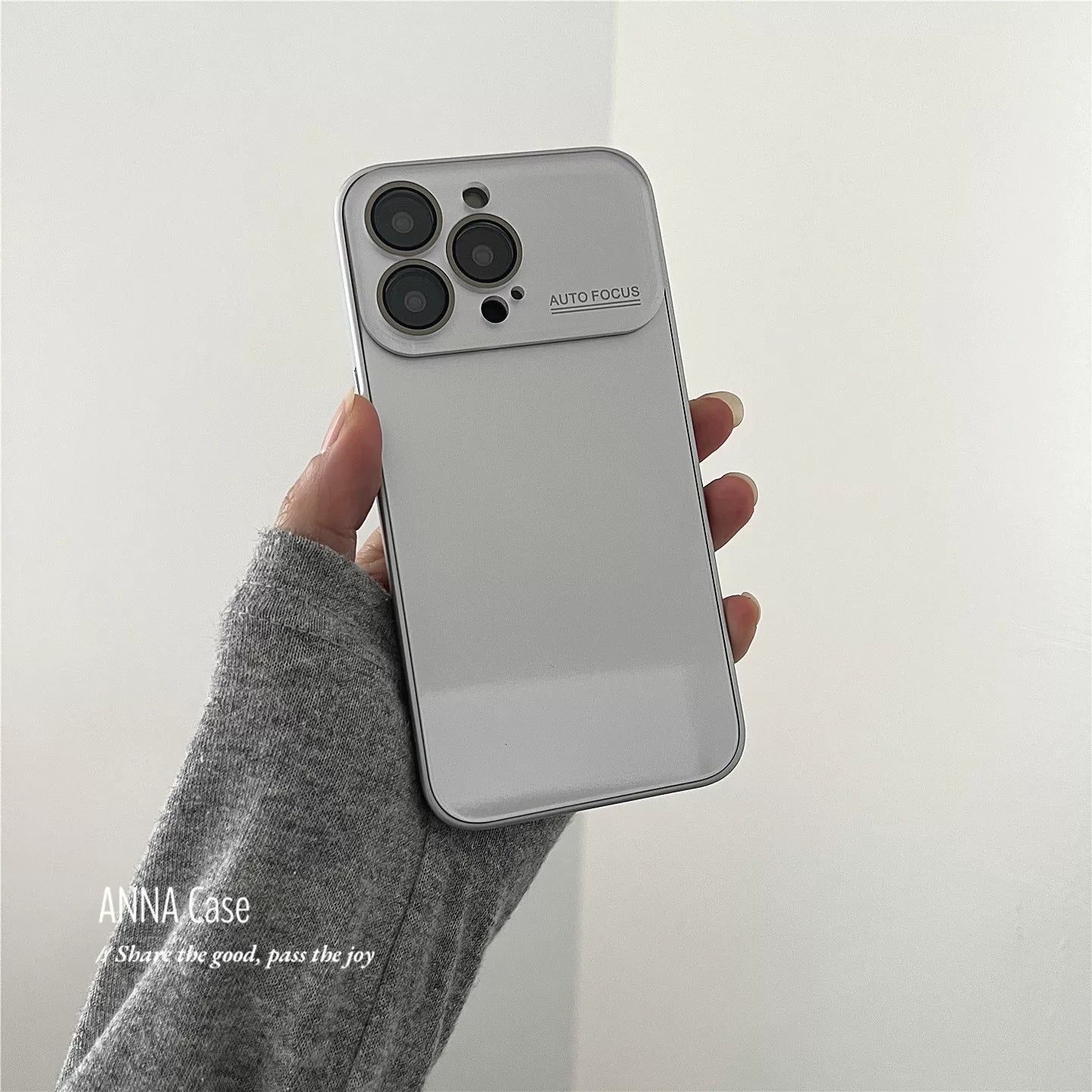 【グッズ】高級感 シンプル クリア シルバーグレー 大窓 iPhone17 Pro Max対応 iPhone17 / 16 Pro Max / 16 / 15 Pro / 14対応 光沢 新作 全面保護 耐衝撃 ケース