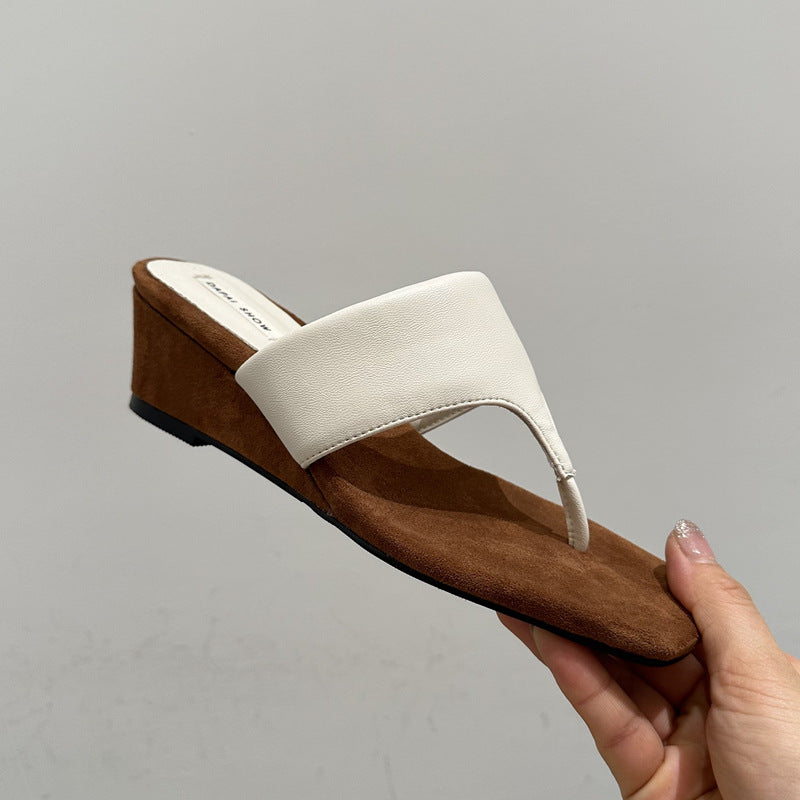 【シューズ】フレンチ厚底トングサンダル ヒョウ柄 夏スカート対応 ウェッジヒール