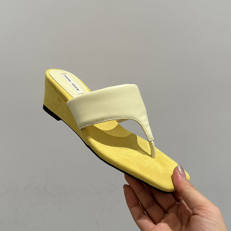 【シューズ】フレンチ厚底トングサンダル ヒョウ柄 夏スカート対応 ウェッジヒール