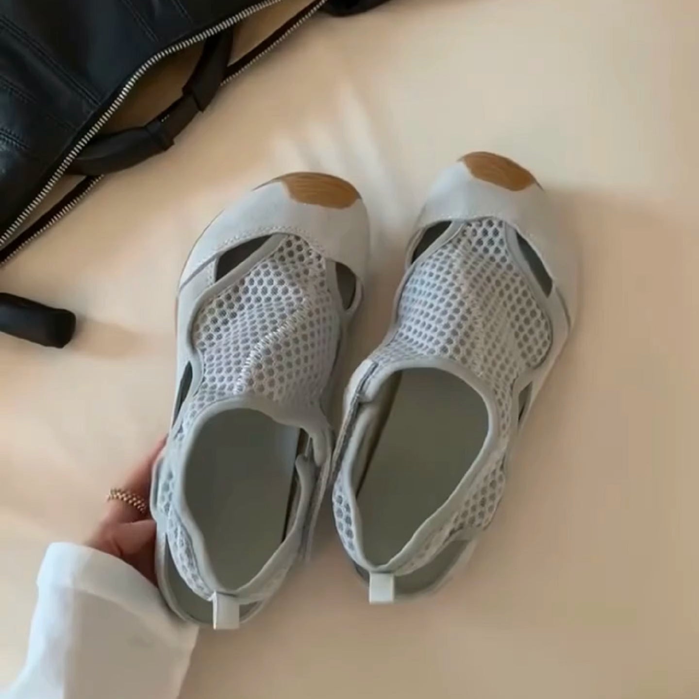 【シューズ】【15～20日内発送】夏 スリッポン クロスストラップ バックストラップ スポーツサンダル 【JZシリーズ】